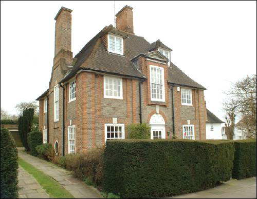 013 Erskine Hill